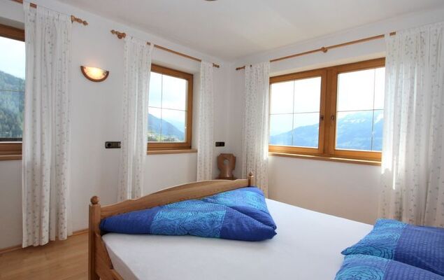 Hansjörg - Photo 13